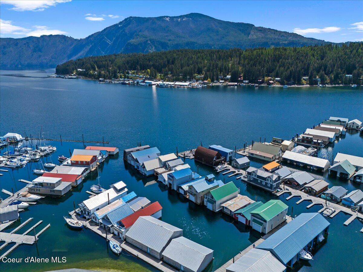 Image 3: Gorgeous views!