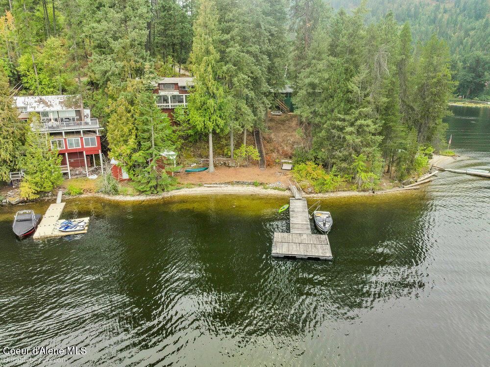 Image 4: Dock