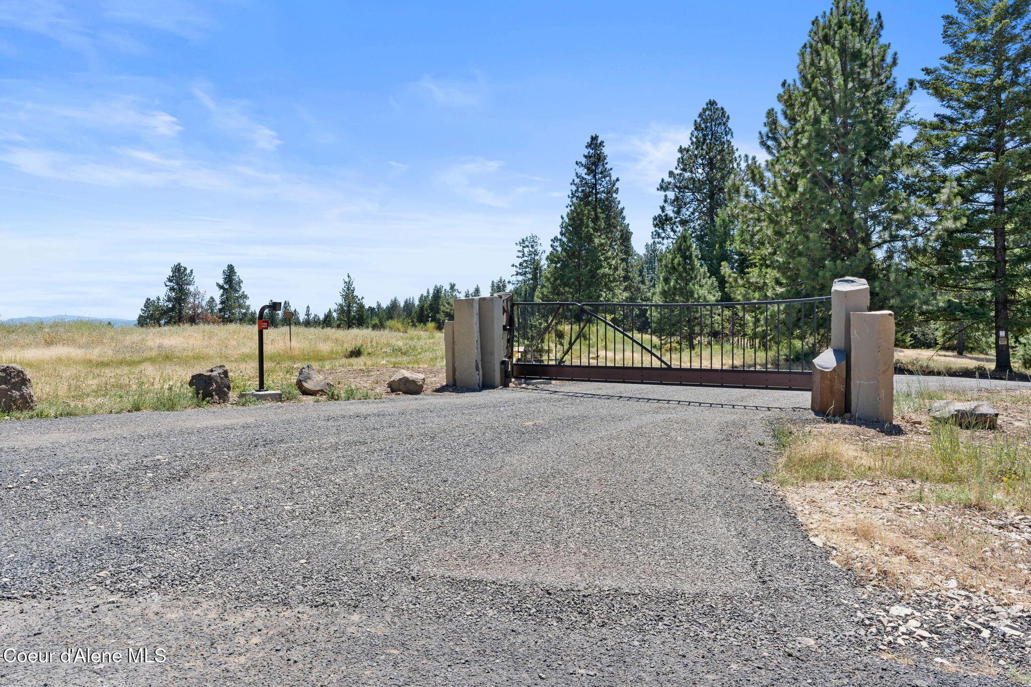Image 4: Inside-Spokane-Headlands Dr-1 (2)