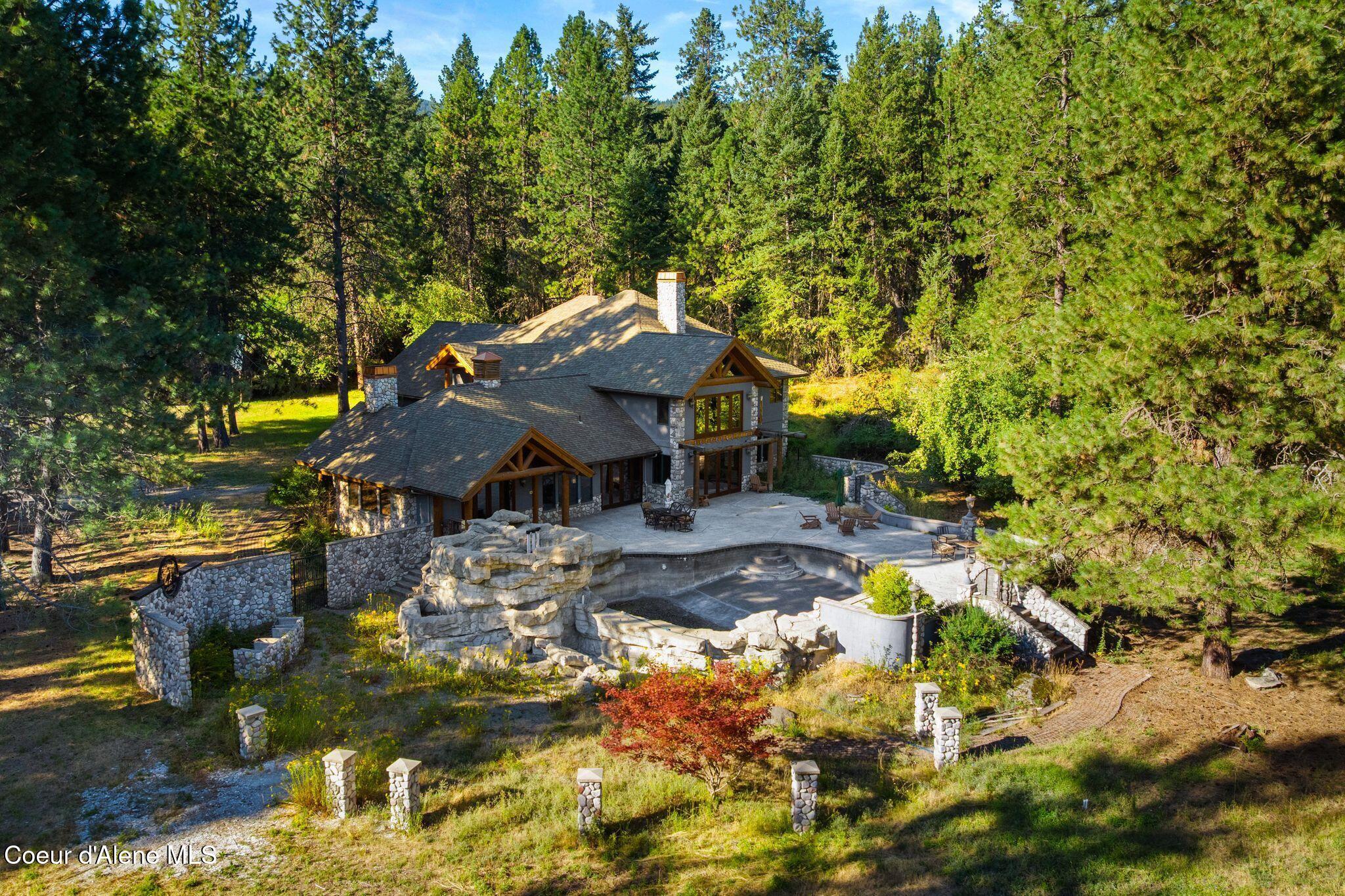 Image 2: 1_DJI_20250812233301_0571_D