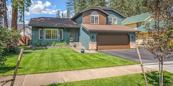 420 S Glenwood Dr