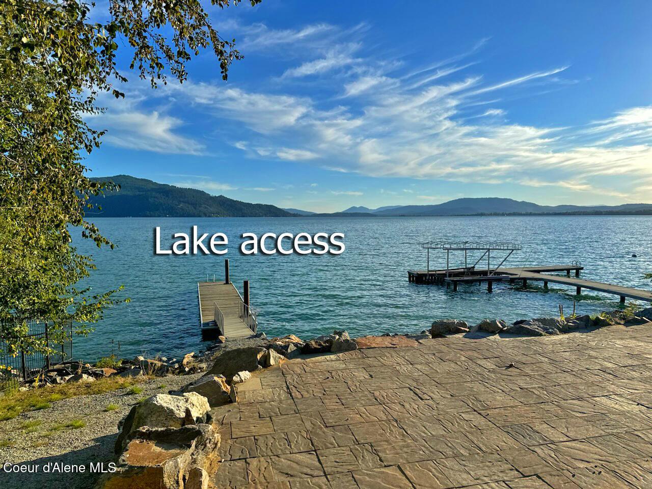 Image 4: Lake access with dock