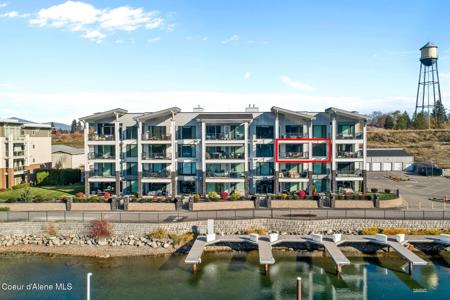447 W Waterside Dr