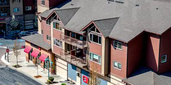 2051 N Main St Unit #204