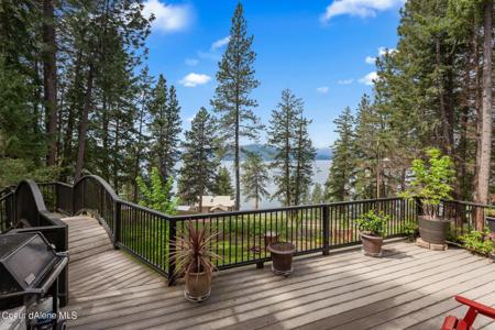 906 Echo Bay