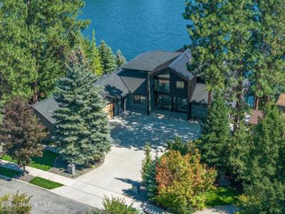 1014 S RIVERSIDE HARBOR DR