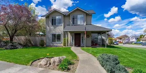 600 S Majestic View DR