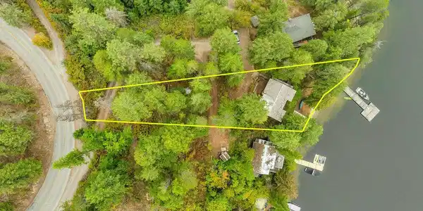 Image 3: Aerial Outline