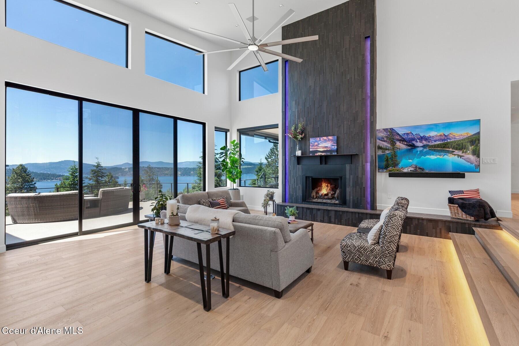 Image 3: Basalt Fireplace,soaring windows