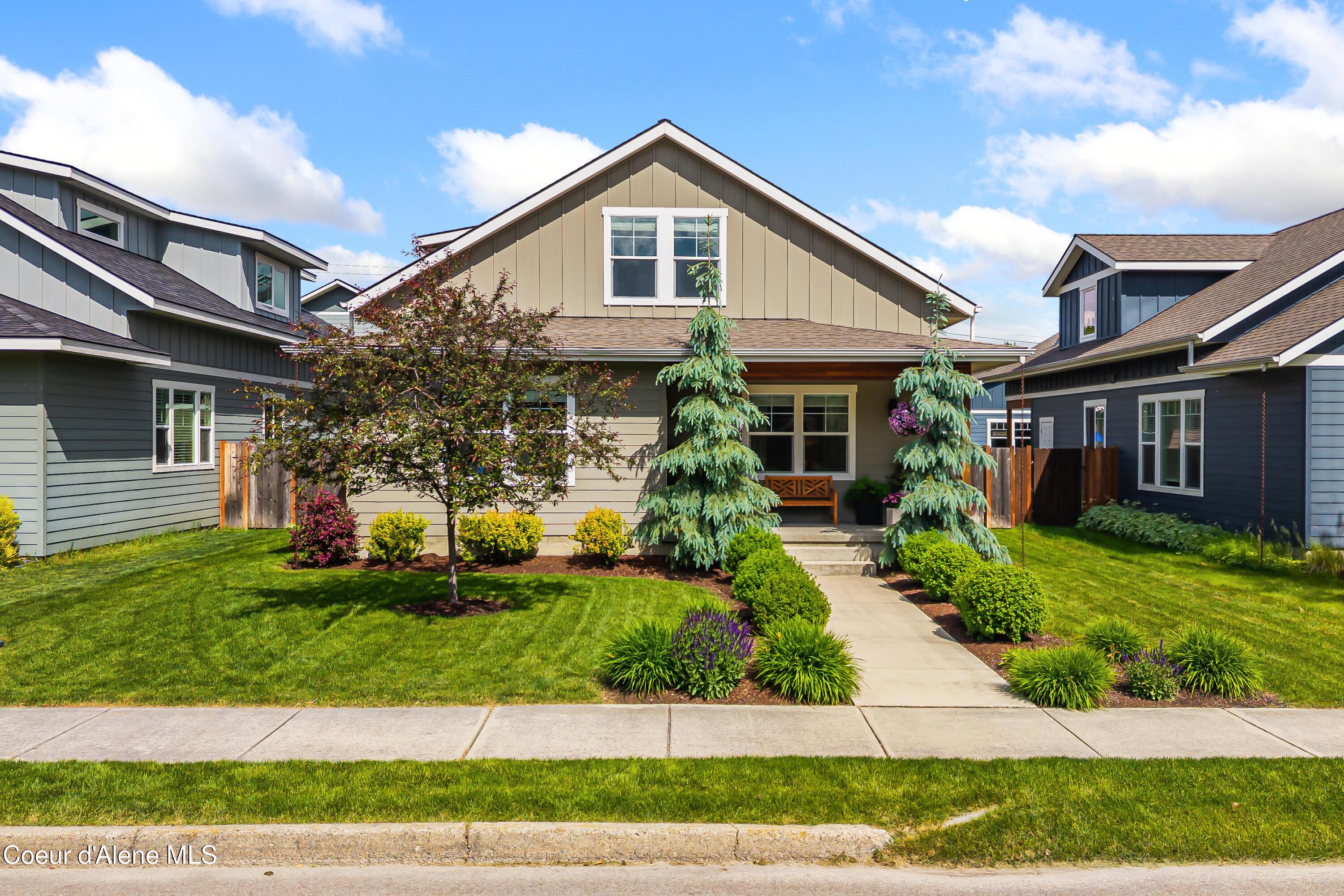 Image 1: Front of Home
