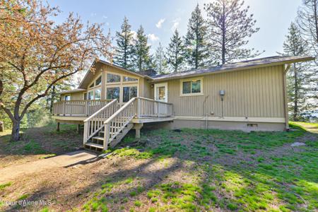 18756 W Rebel RD