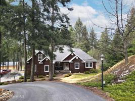 2563 E LOOKOUT DR