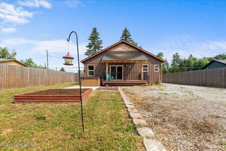 46 Whiskey Jack Rd