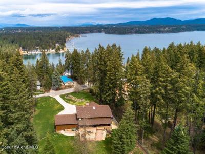 2562 HAYDEN VIEW