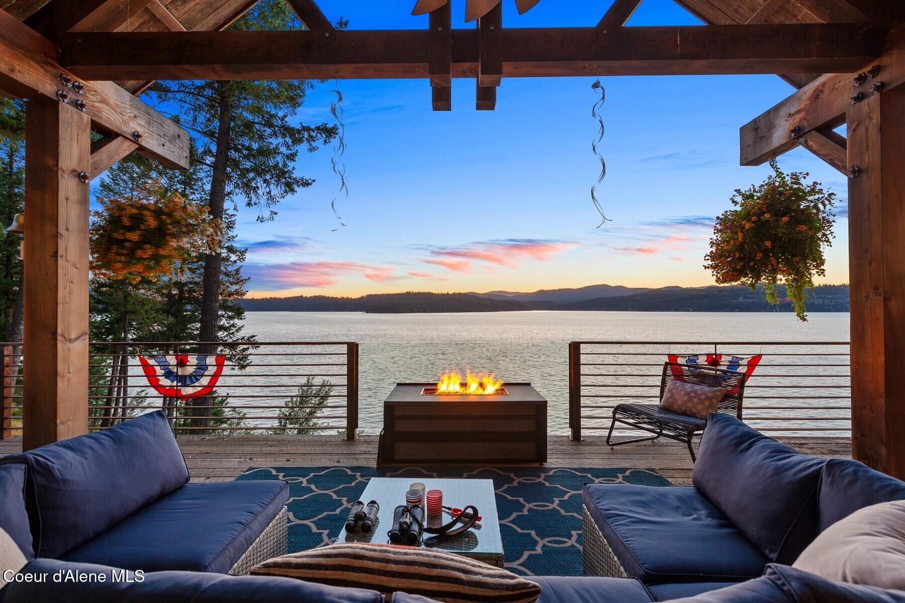 Image 1: Forever Lake and Mountain views