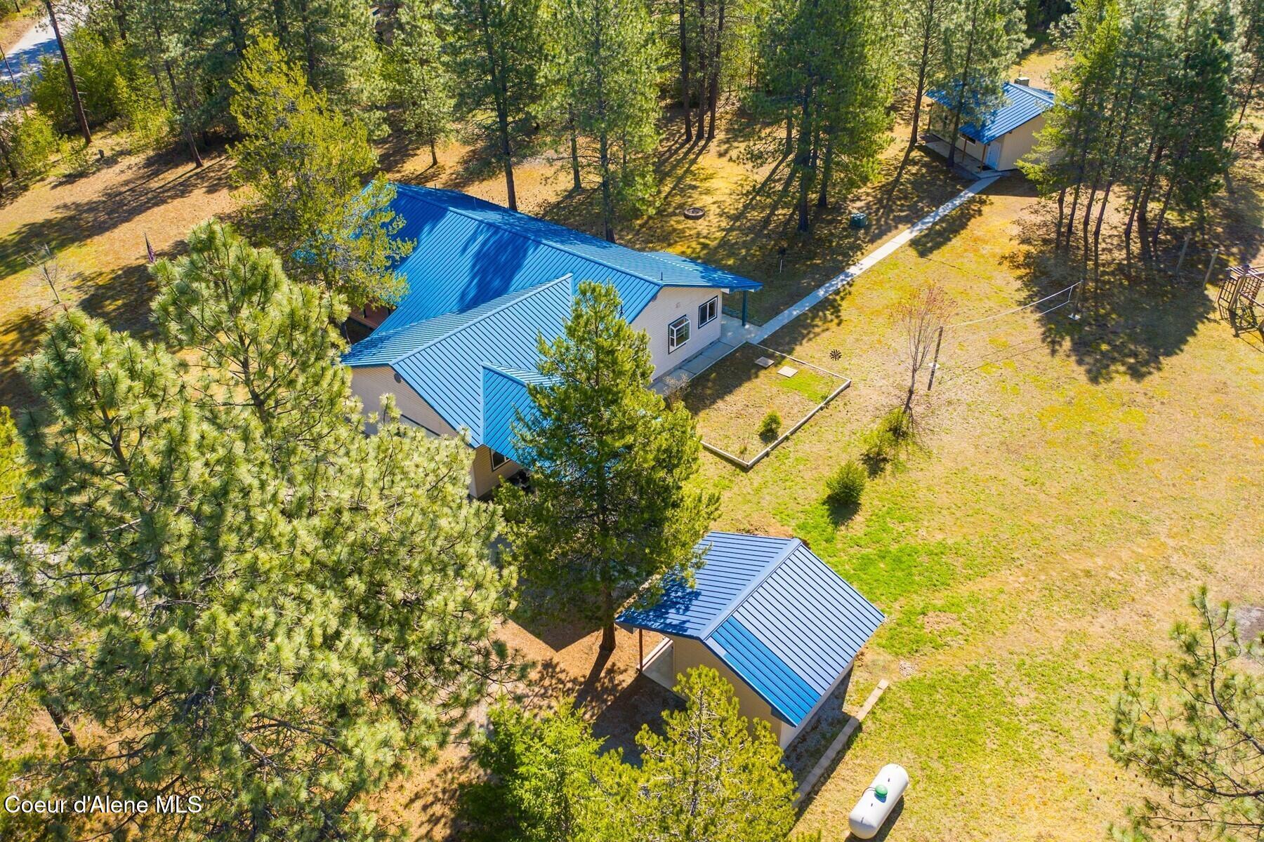 Image 1: Big private yard
