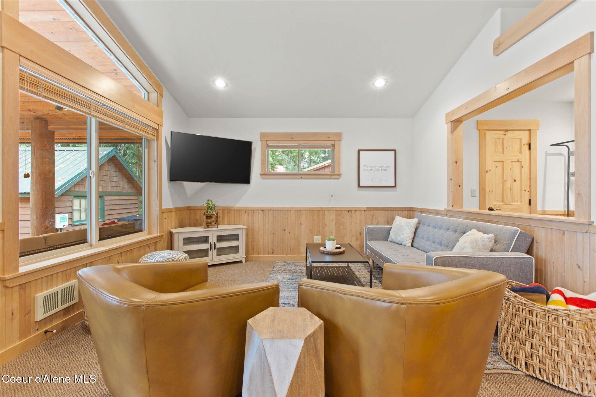 Image 3: 05-Inside-Spokane-Granite-4