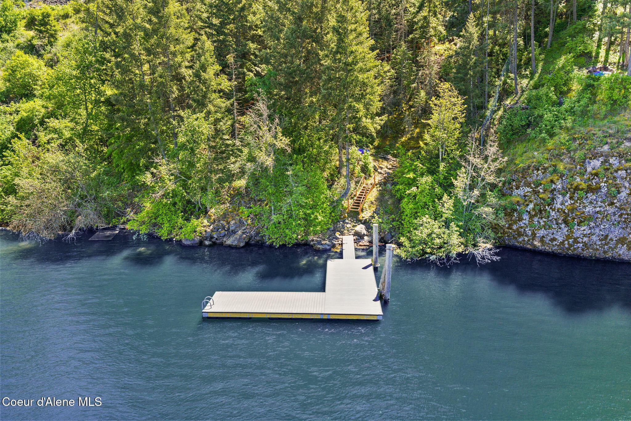 Image 4: Dock