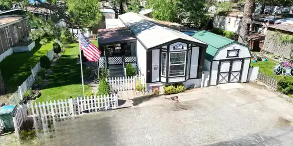 1280 W Iron Horse Circle