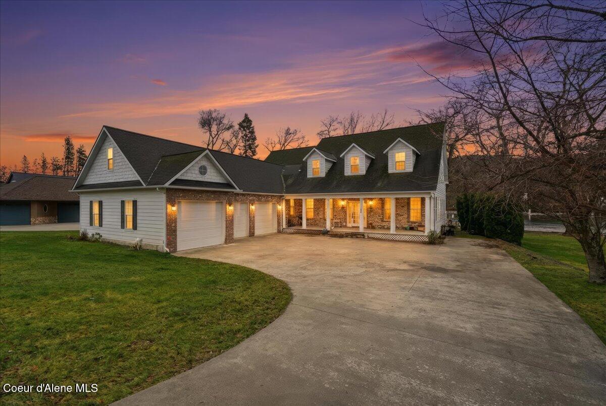 Image 3: Front of Home