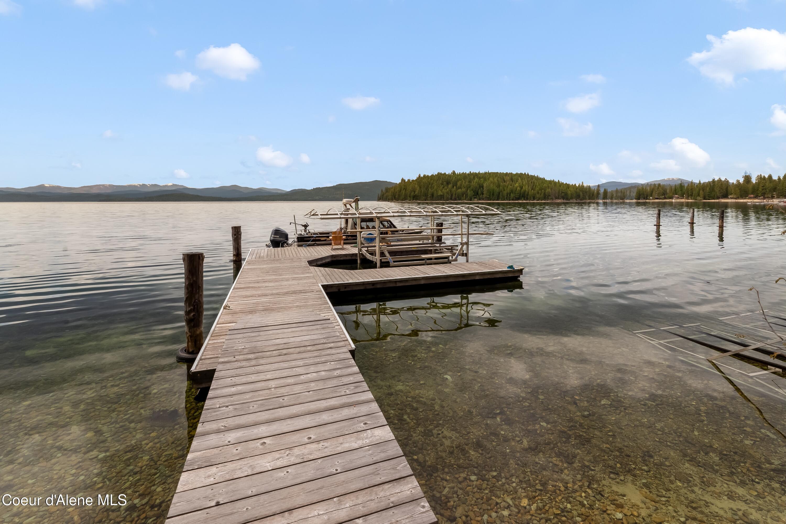 Image 4: Dock