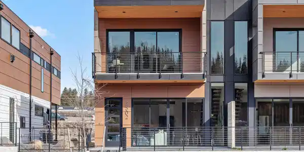 2502 N Atlas Road