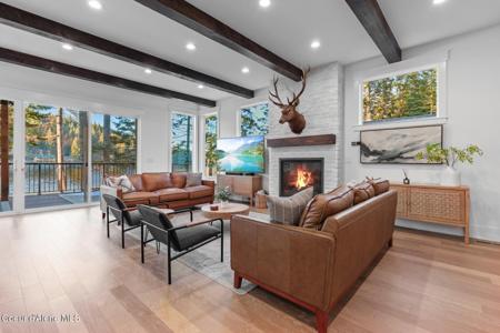 4175 S Boisen Loop