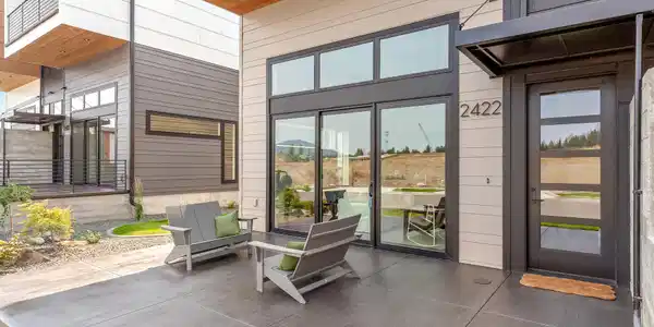 Image 2: 2422WLumberLn-2