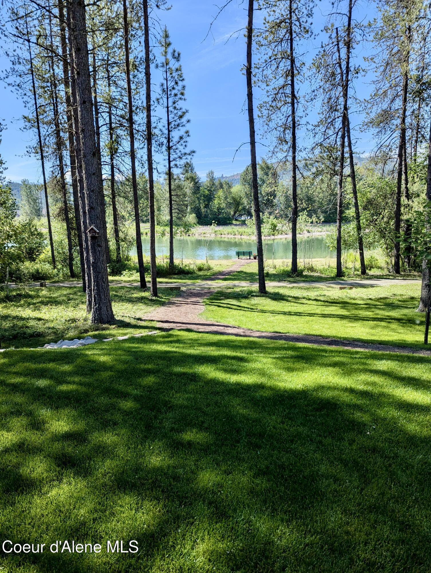 Image 4: 7 Lawn with Water in distance