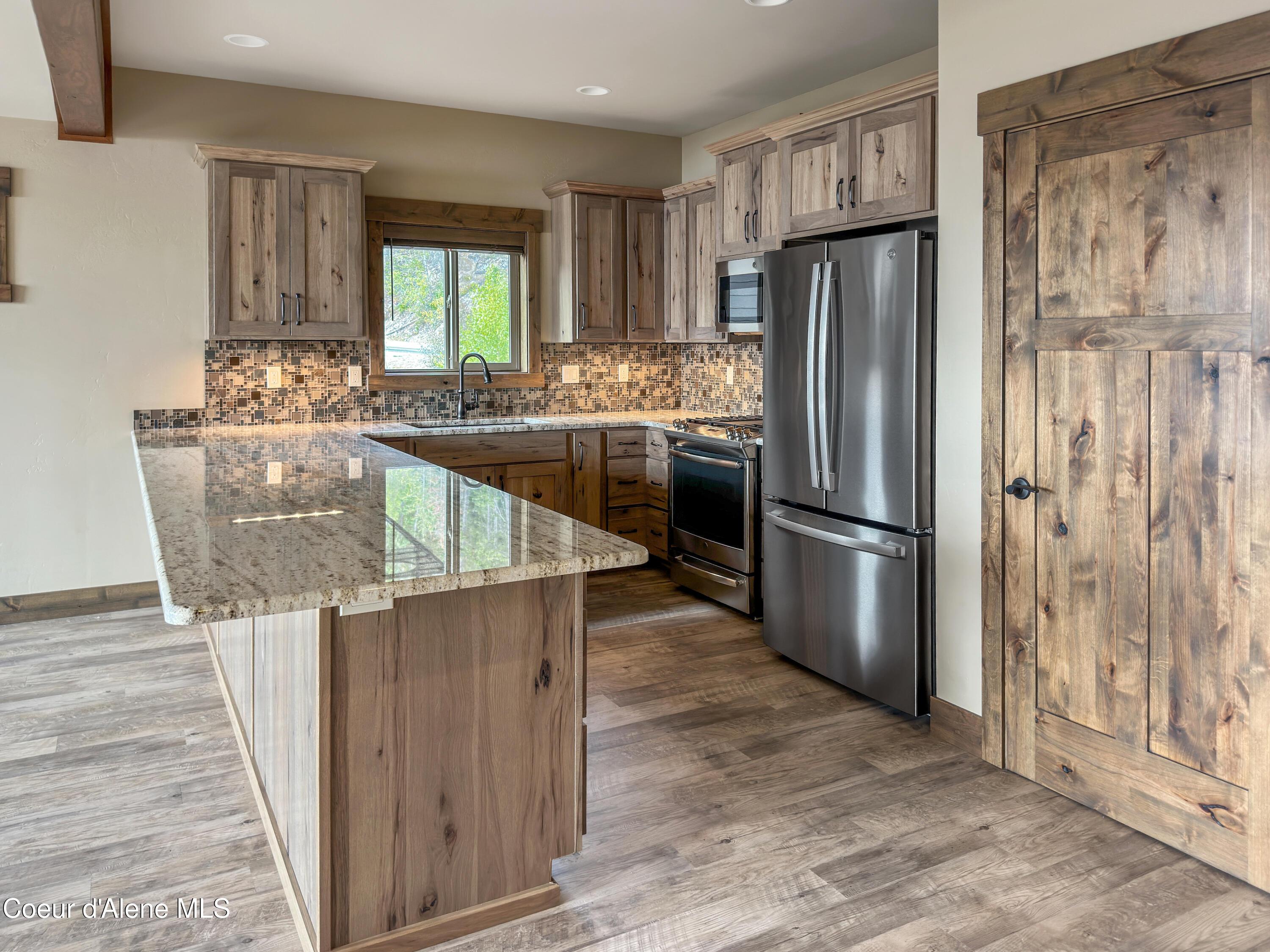 Image 2: Granite Counter Tops