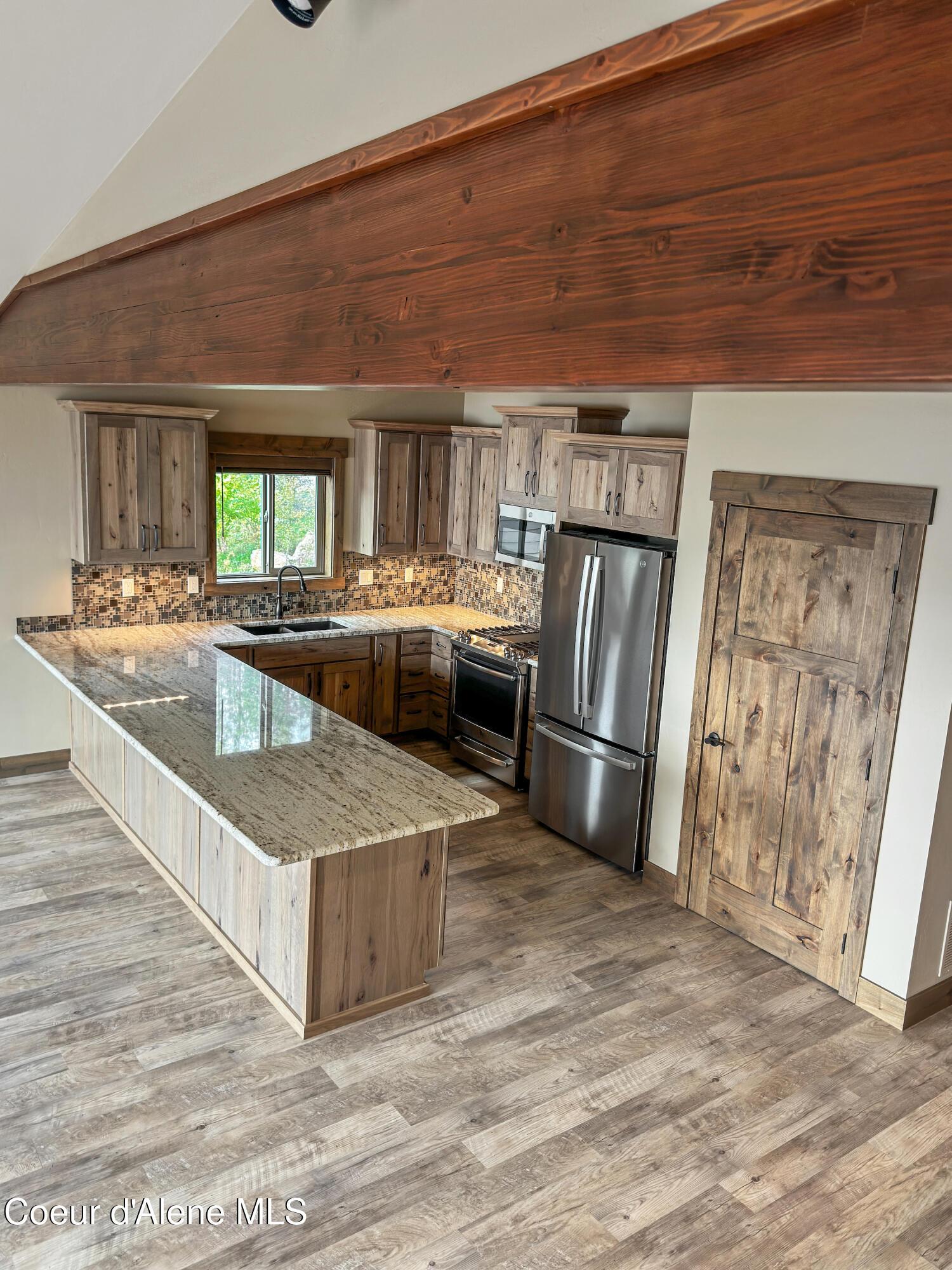 Image 4: Stainless Steel Appliances