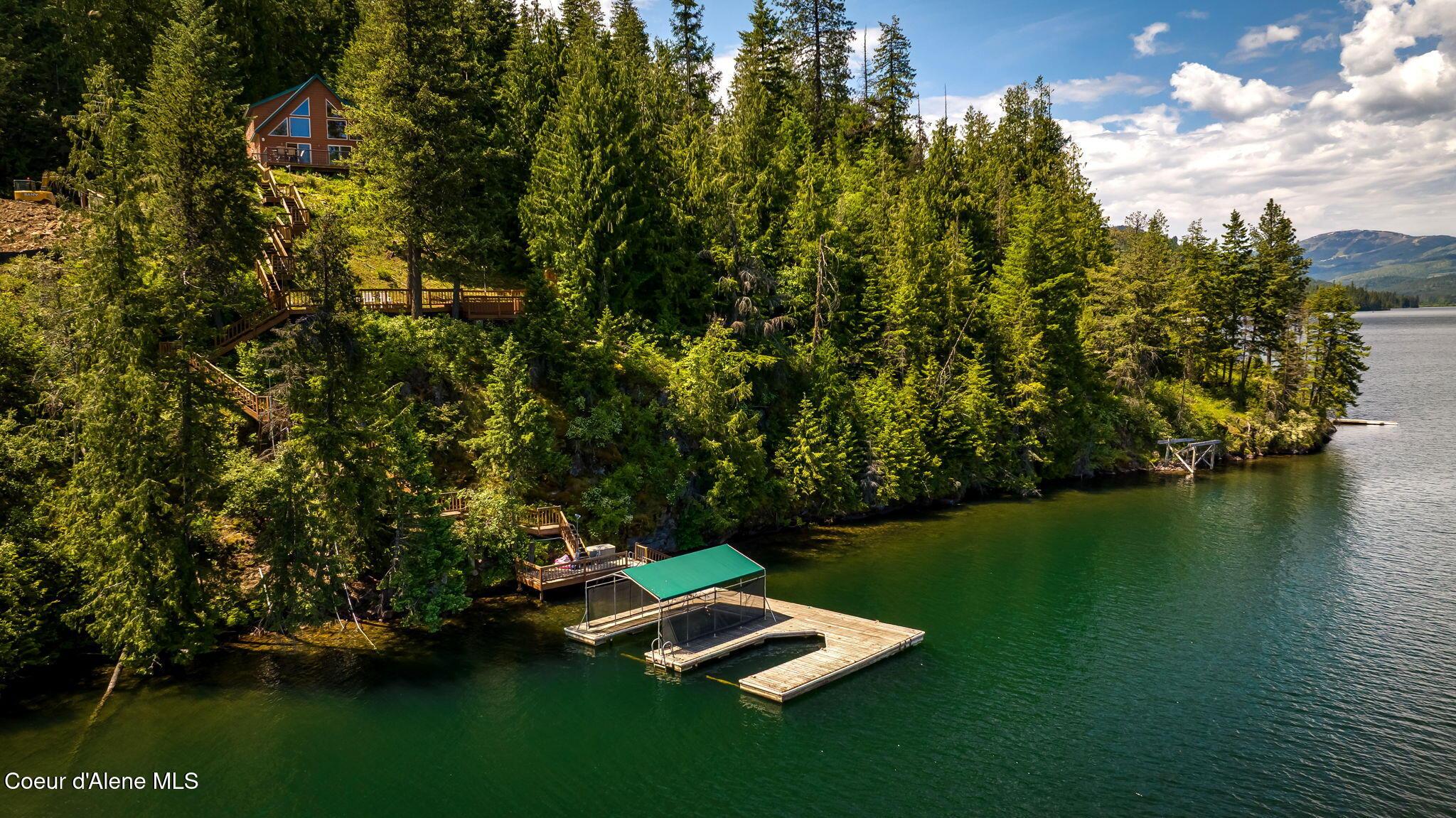 Image 1: Front of House and Dock
