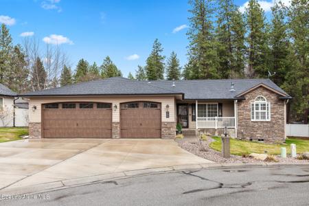 403 S CHINOOK CIR