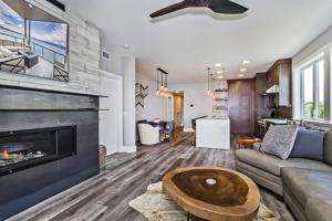 802 Sandpoint Ave