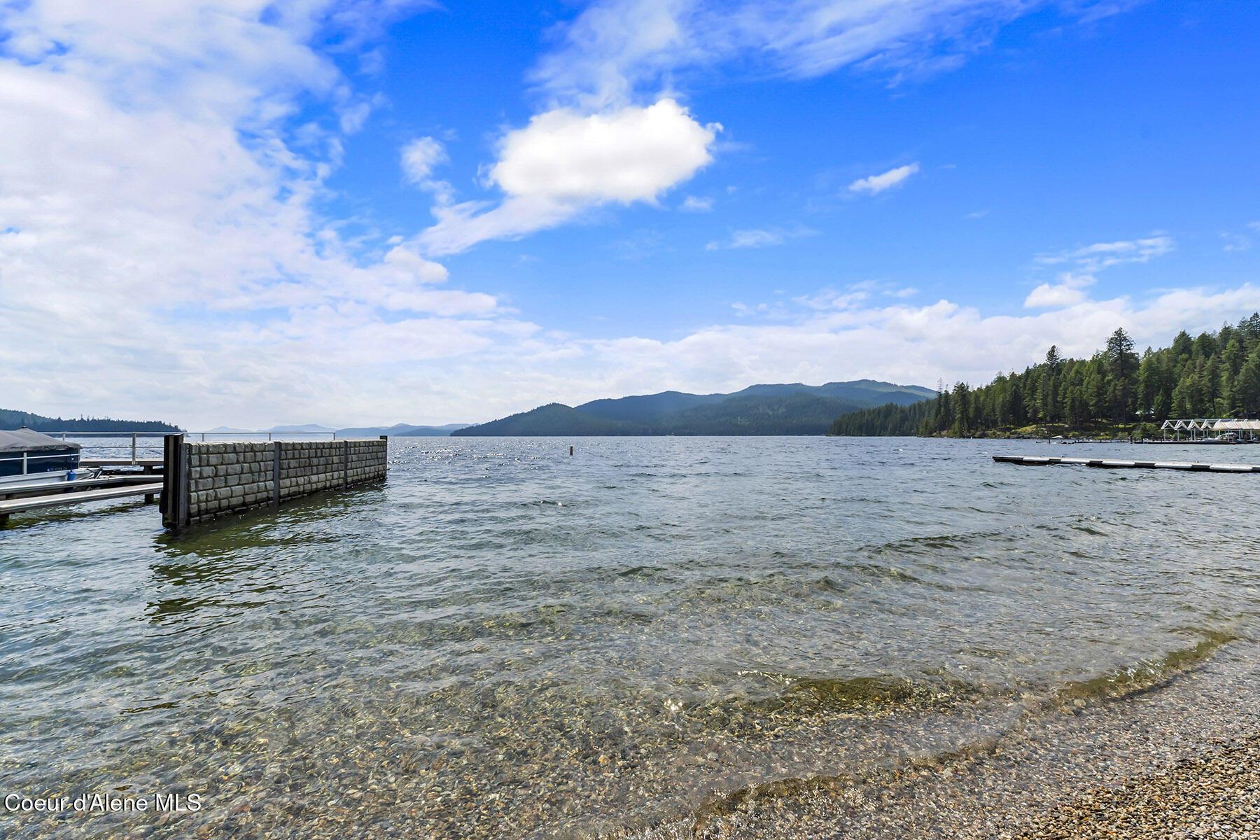 Image 3: 118-Timber-Ln-7585