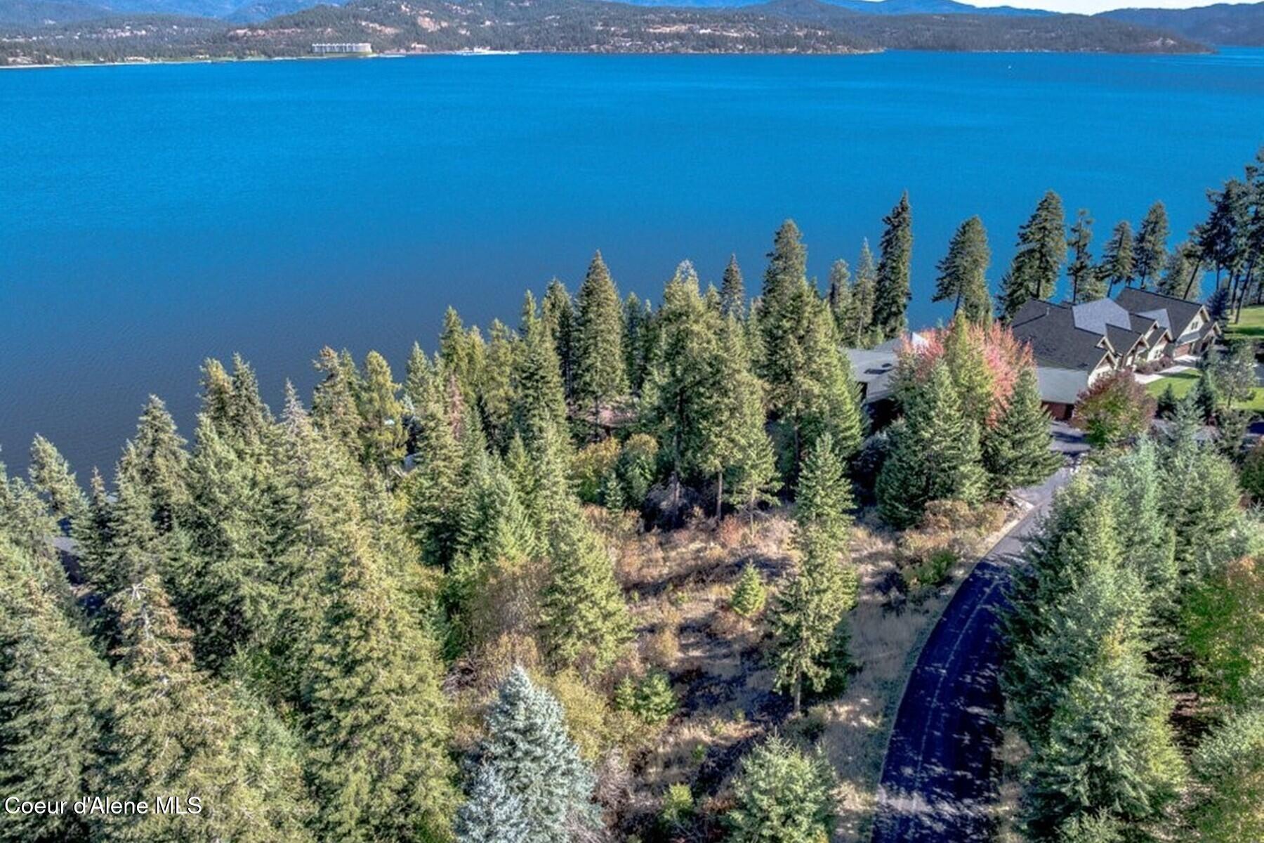 Image 1: Coeur d'Alene Lake Views