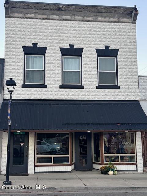 Image 2: Exterior