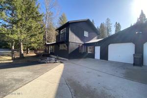 1276 Lakeshore Dr
