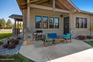 519 Lakeshore Ave