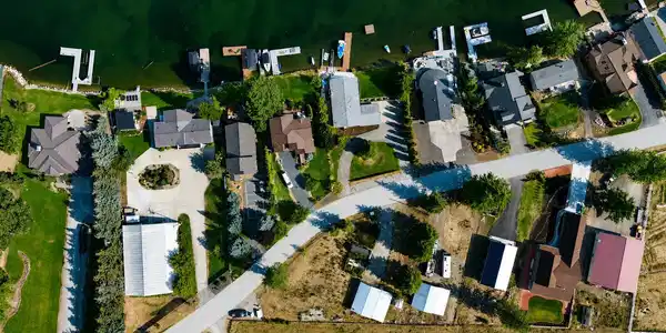 Image 4: Aerial 2