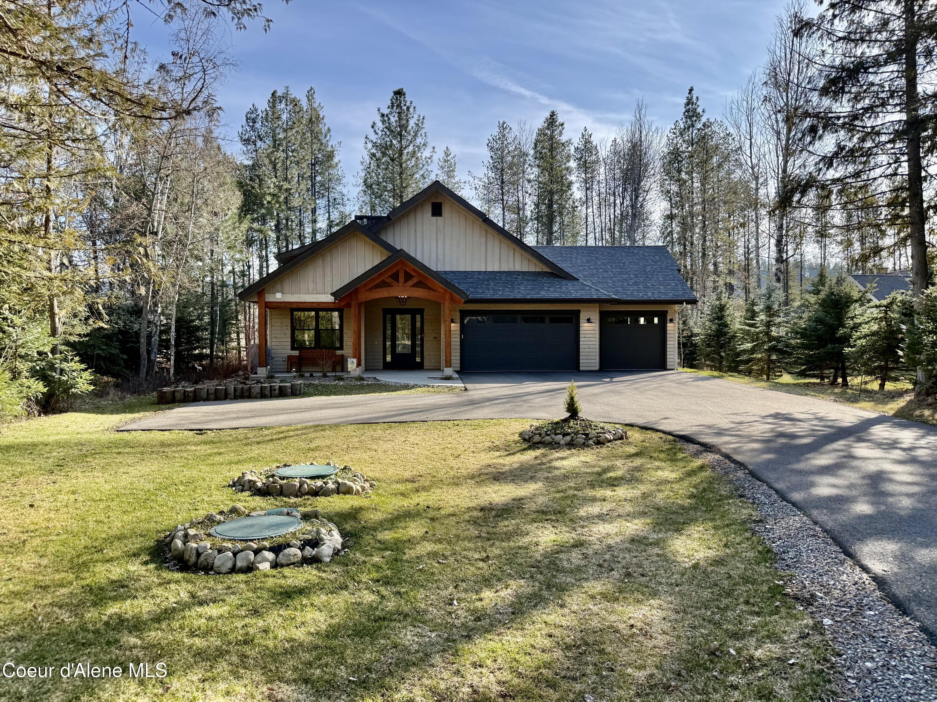 Image 2: 2. Front of House