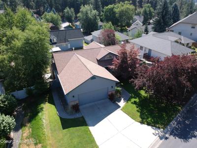 956 N Armstrong Dr