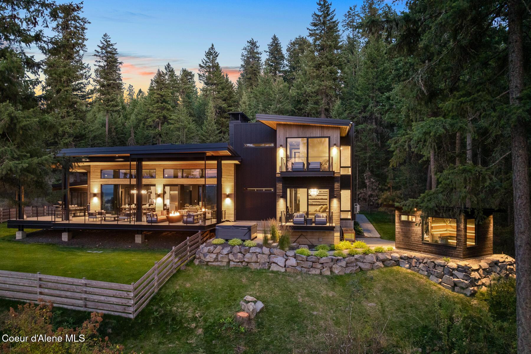 Image 2: Aerial_Estate61_Twilight-2