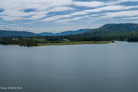 475 Campbell Point RD