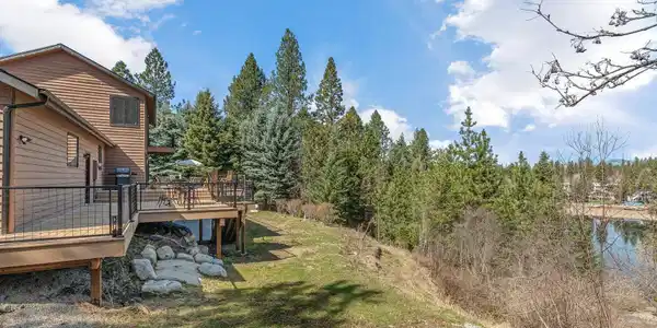 8481 RIVERVIEW