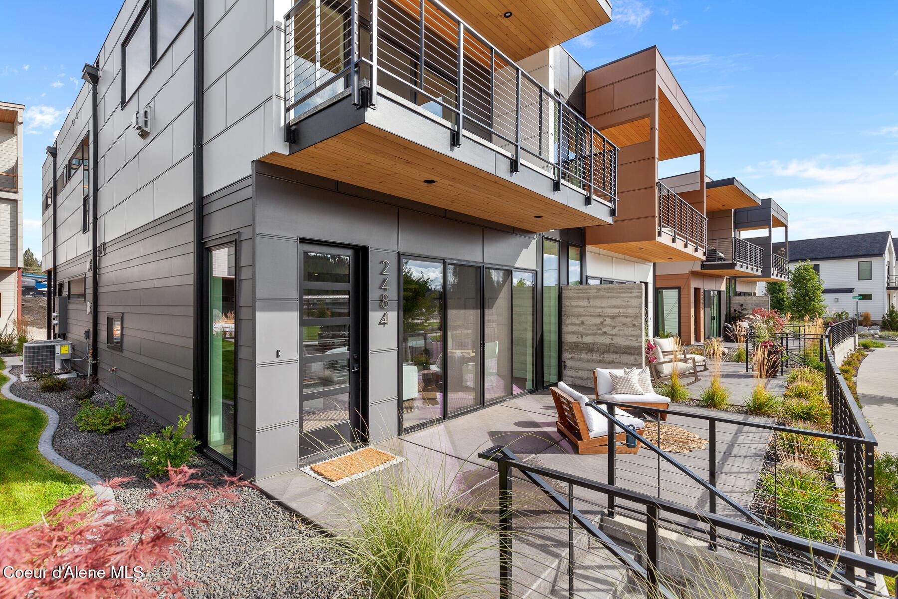 Image 2: 2484AtlasRd-2