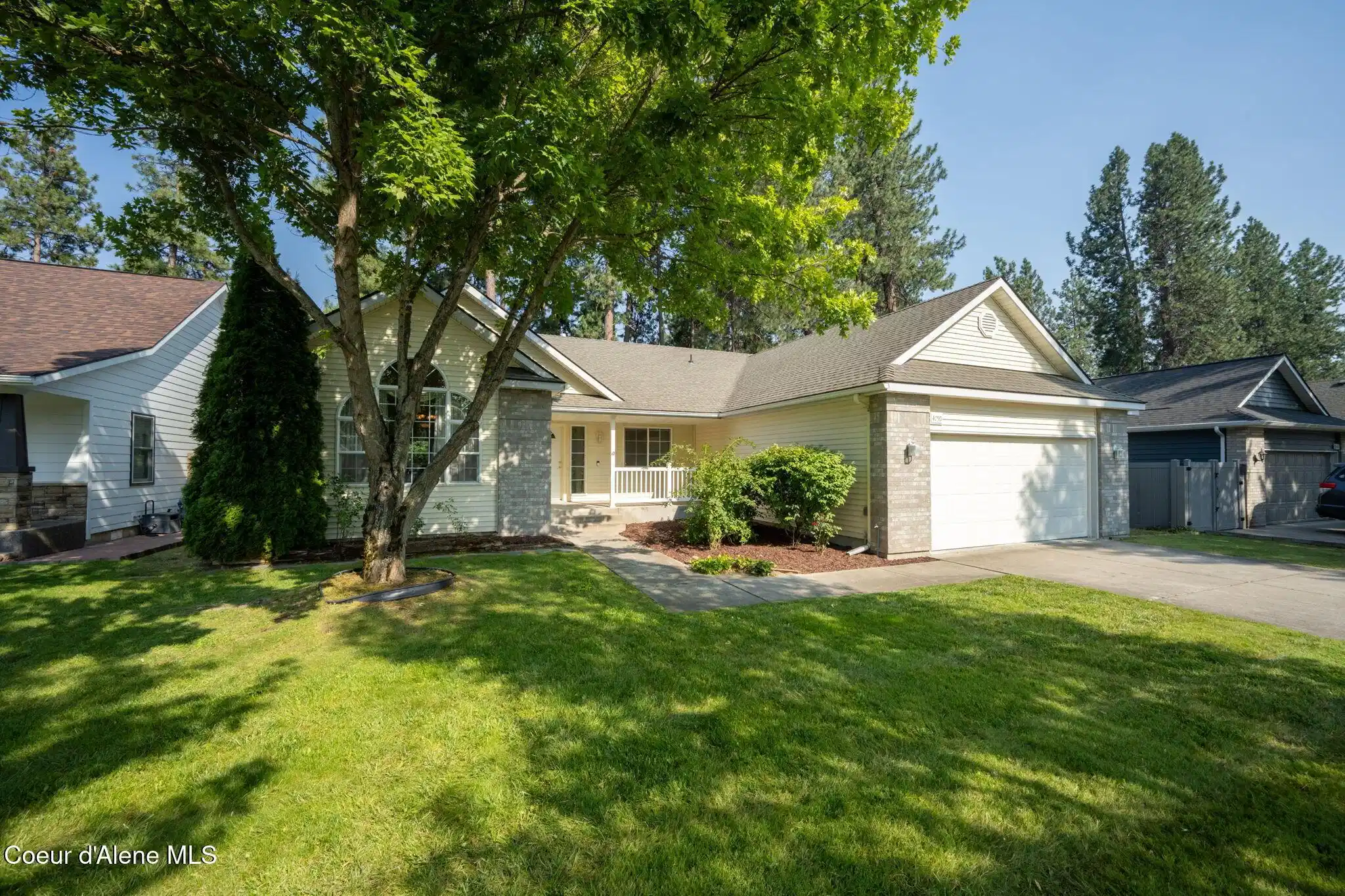 Image 1: front of house