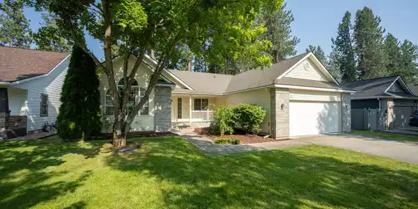 4759 E Mossberg CIR