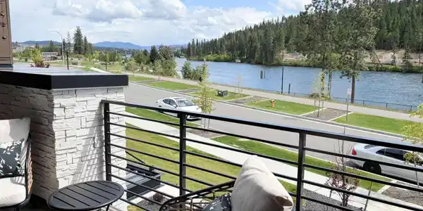 2712 N Atlas RD
