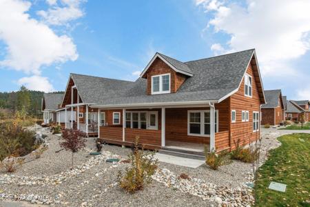 14 Pomrankey Ln